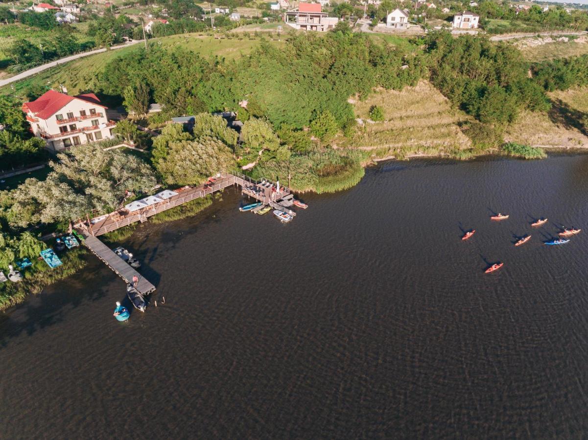 Enpi Lake Resort Iasi Eksteriør bilde