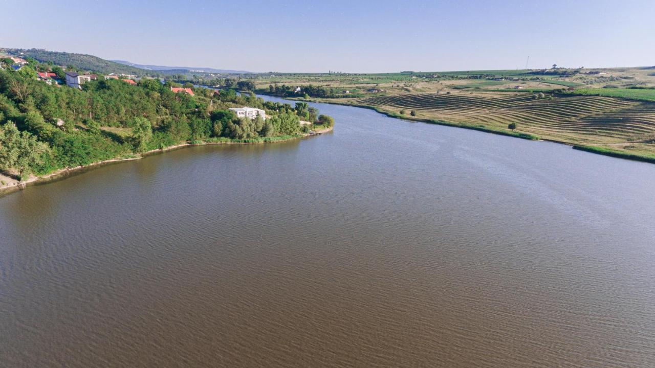 Enpi Lake Resort Iasi Eksteriør bilde