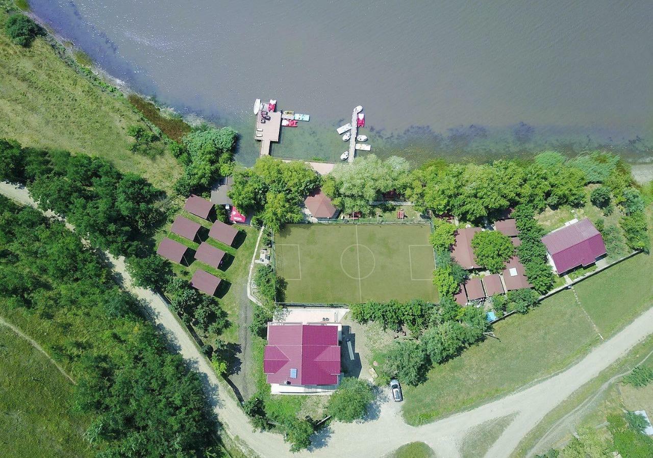 Enpi Lake Resort Iasi Eksteriør bilde