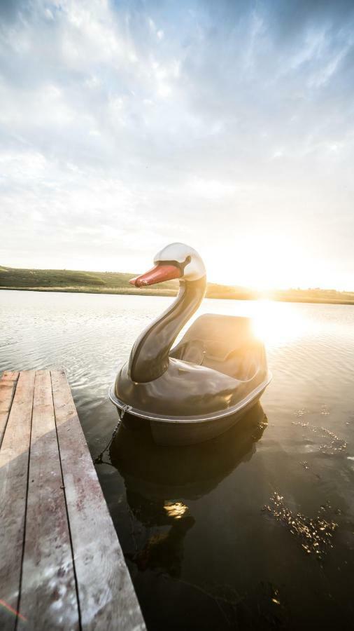 Enpi Lake Resort Iasi Eksteriør bilde